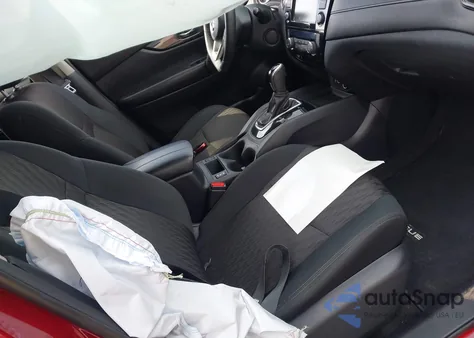 2020 Nissan Rogue Sv Intelligent Awd z USA, uszkodzony, nr VIN 5N1AT2MV7LC750796